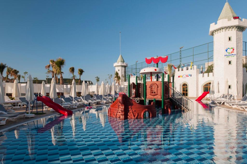 Delphin Imperial Lara