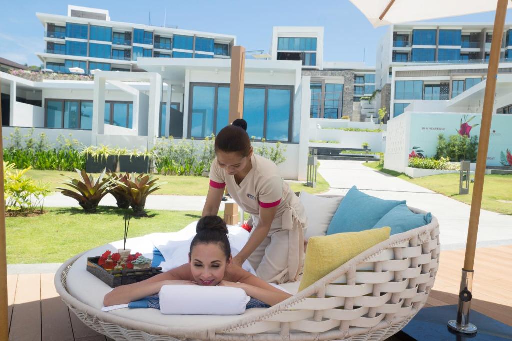 Crimson Resort and Spa Boracay