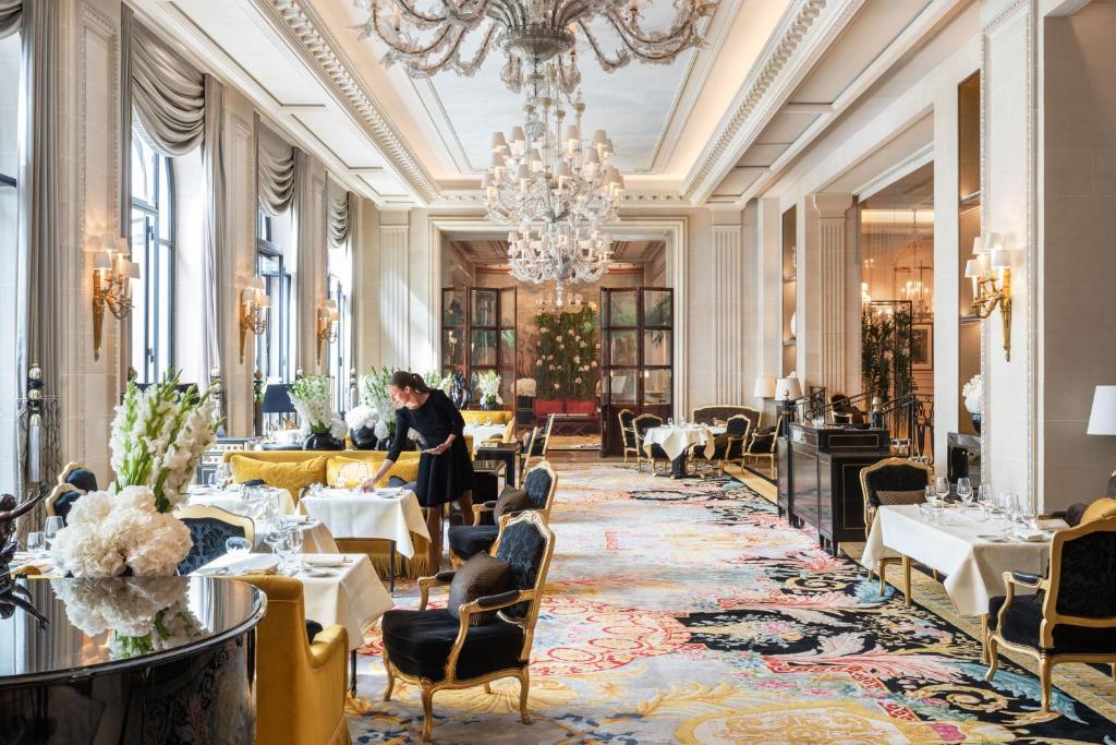 Four Seasons Hotel George V Paris