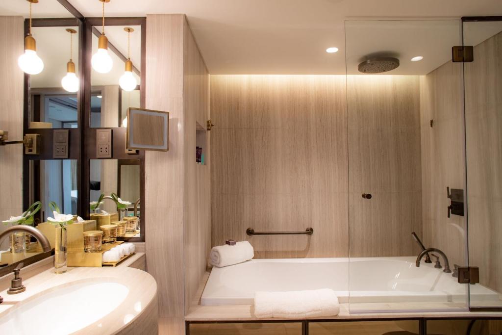 Jumeirah Beach Hotel Dubai