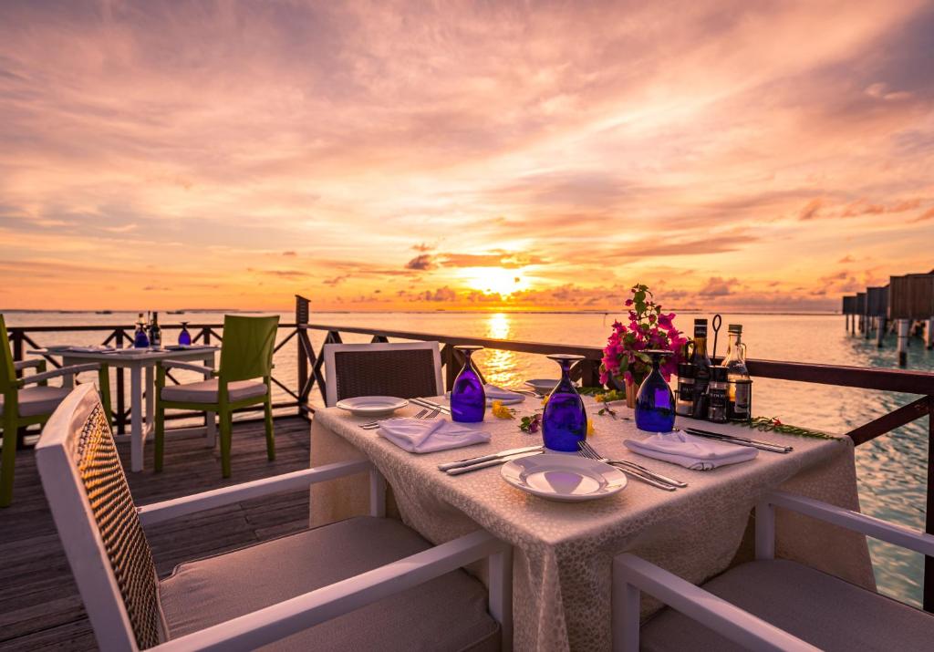 Sun Siyam Iru Fushi with Free Transfer