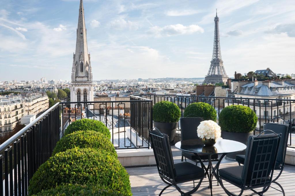 Four Seasons Hotel George V Paris
