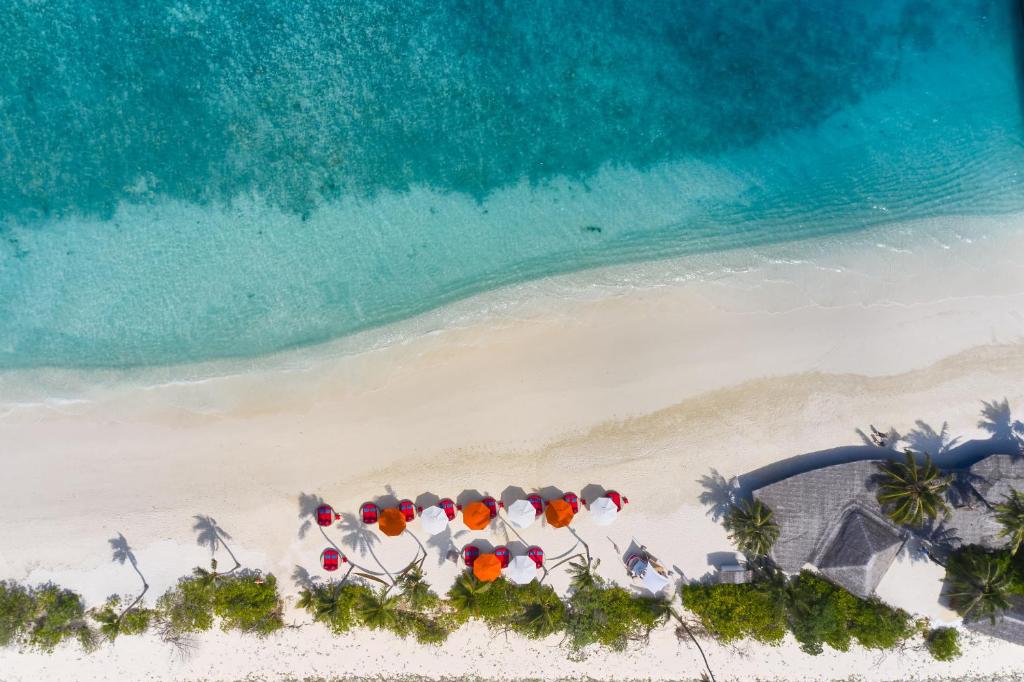 Finolhu, A Seaside Collection Resort, a Member of Design Hotels