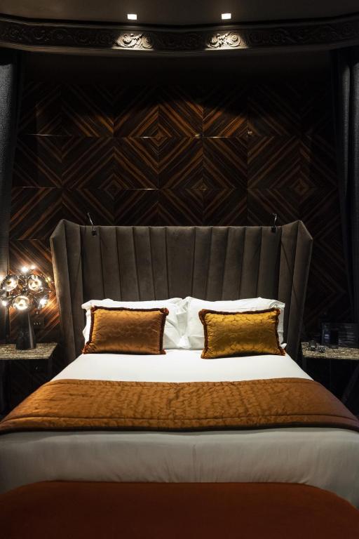 U-Visionary Roma Hotel