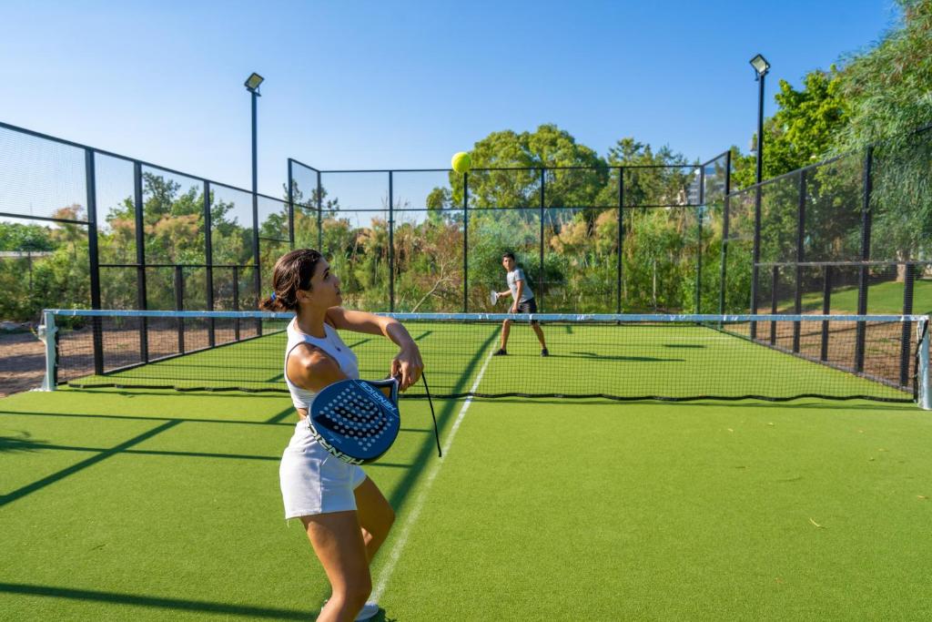 Lara Barut Collection-Ultra All Inclusive