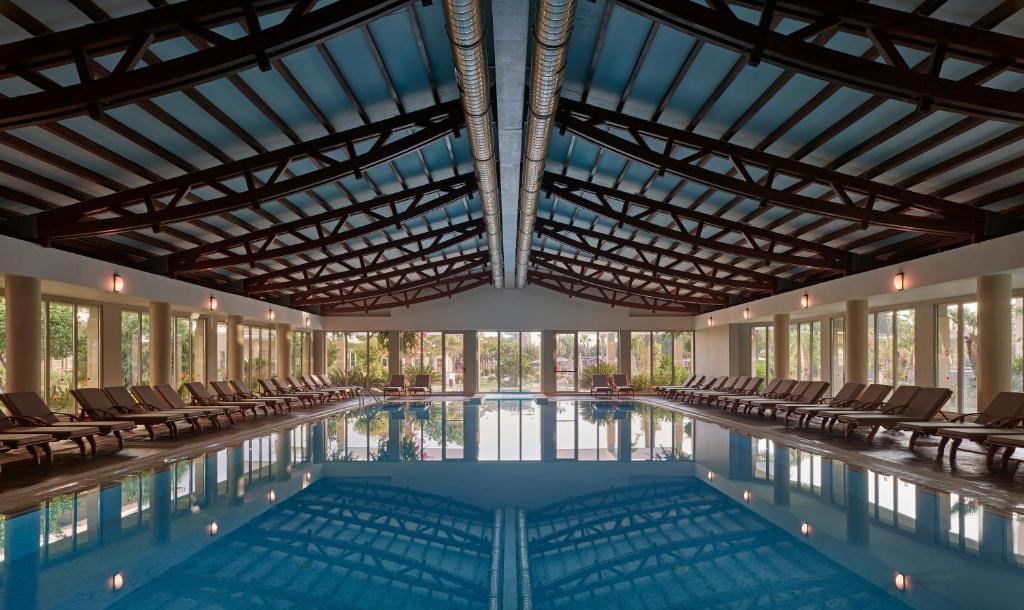 Lara Barut Collection-Ultra All Inclusive