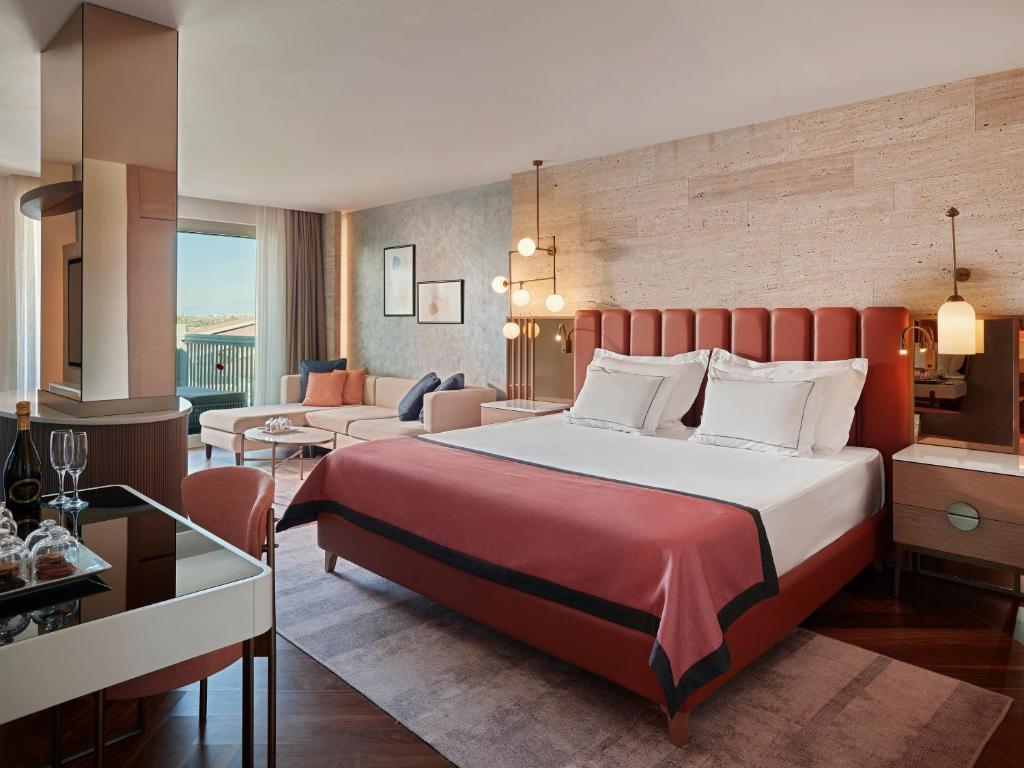 Lara Barut Collection-Ultra All Inclusive