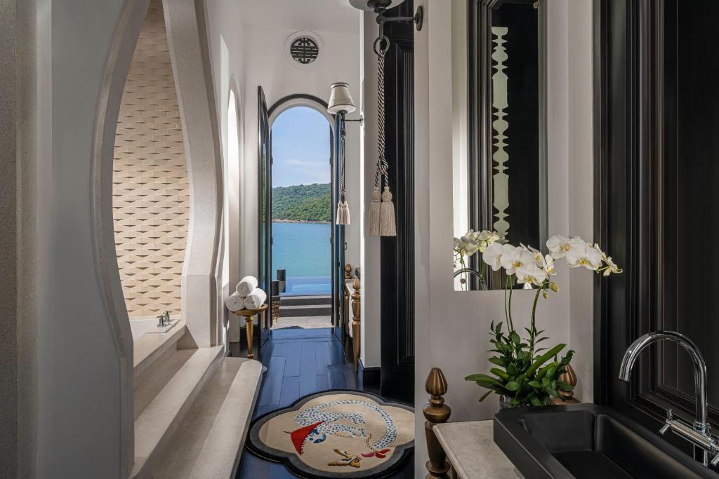 InterContinental Danang Sun Peninsula Resort by IHG