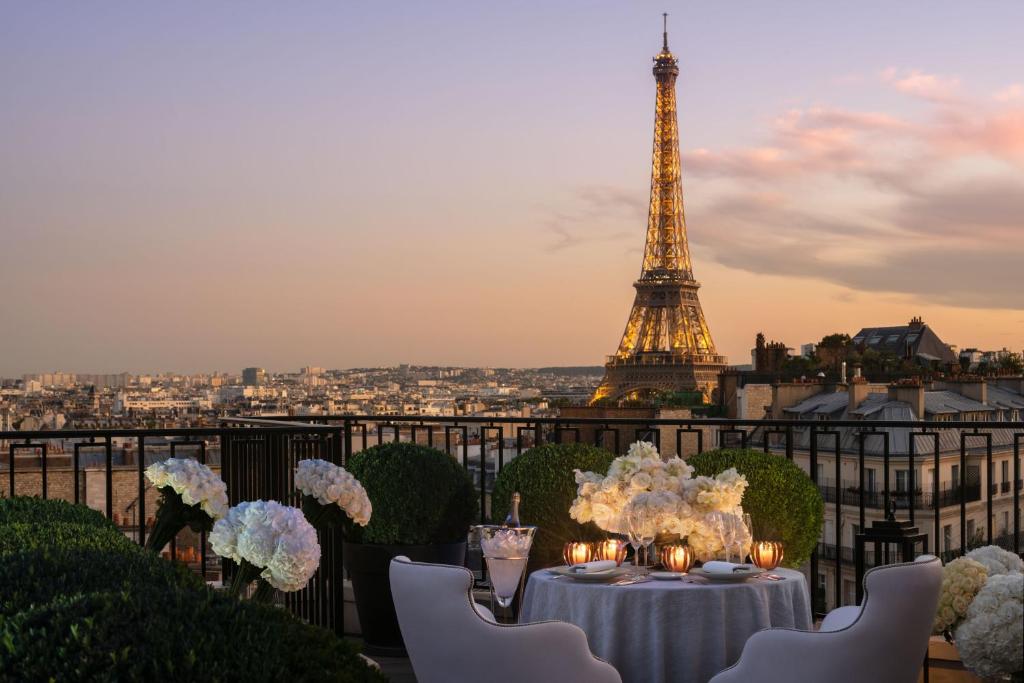 Four Seasons Hotel George V Paris