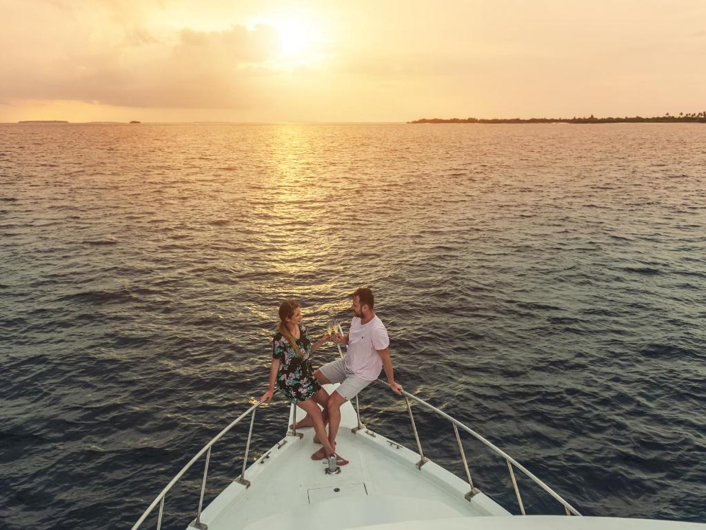 Sun Siyam Iru Fushi with Free Transfer