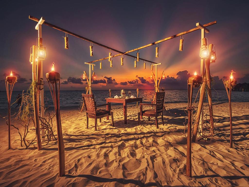 Sun Siyam Iru Fushi with Free Transfer