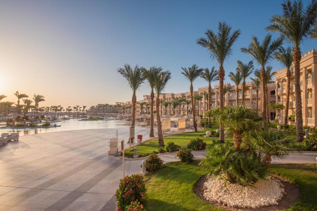 Pickalbatros Palace — Aqua Park Hurghada