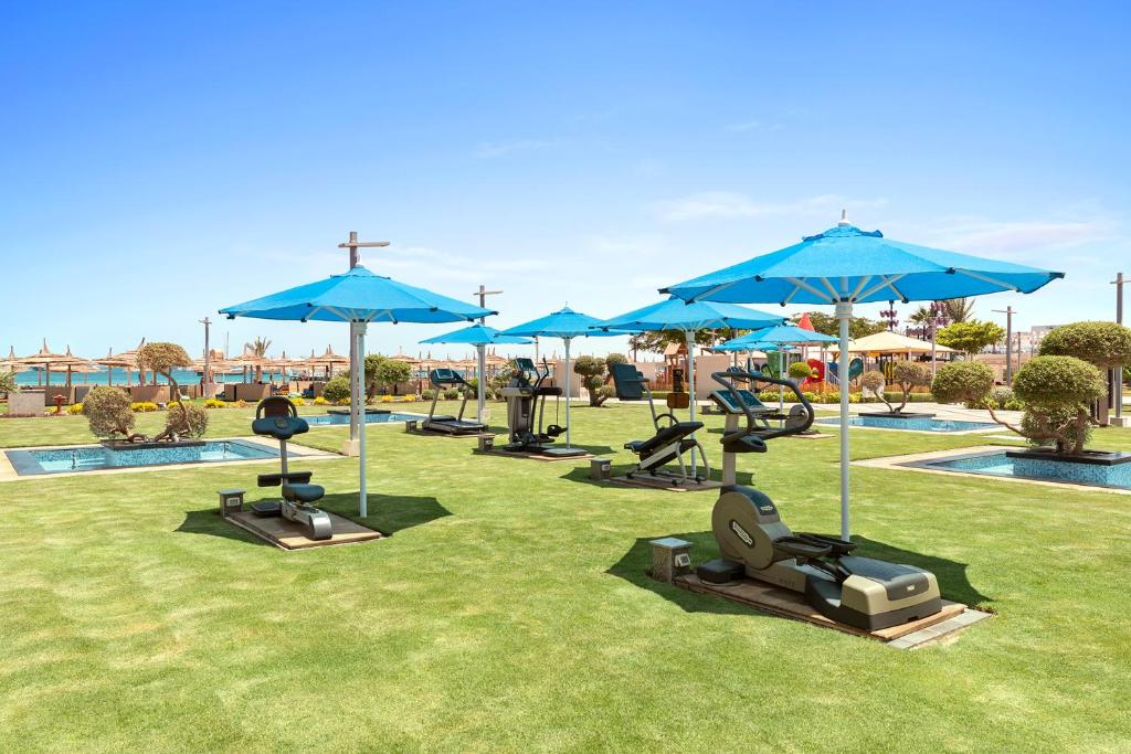 Pickalbatros White Beach Resort