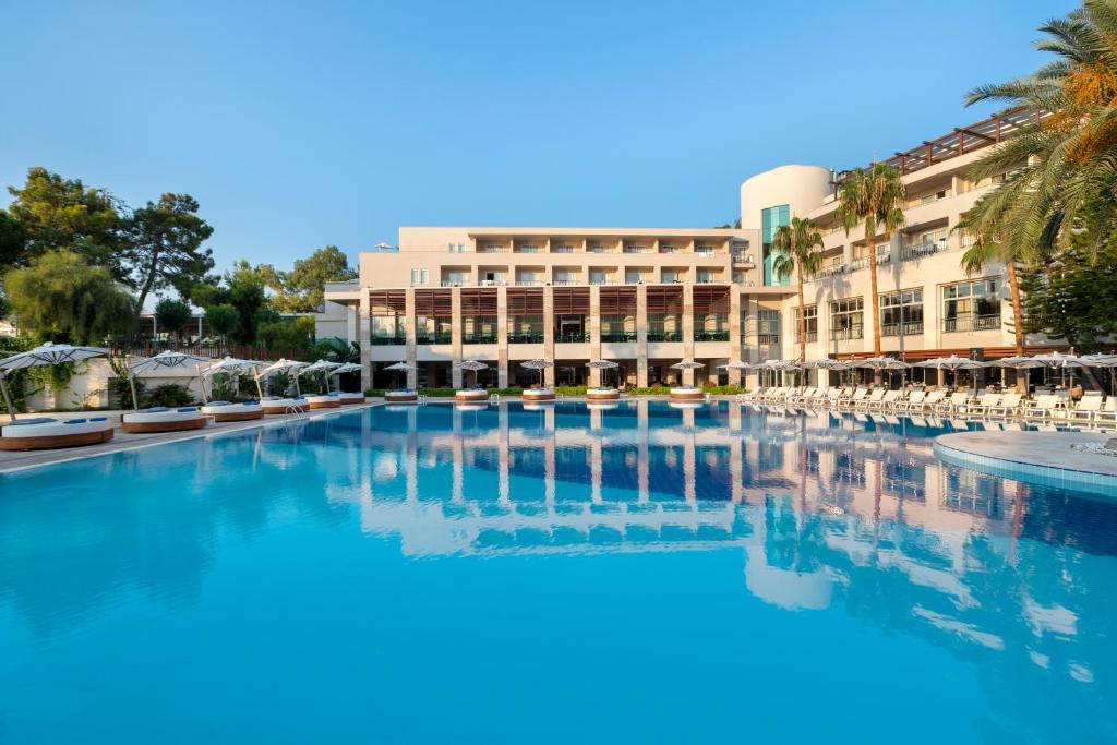 Rixos Premium Tekirova — The Land of Legends Access