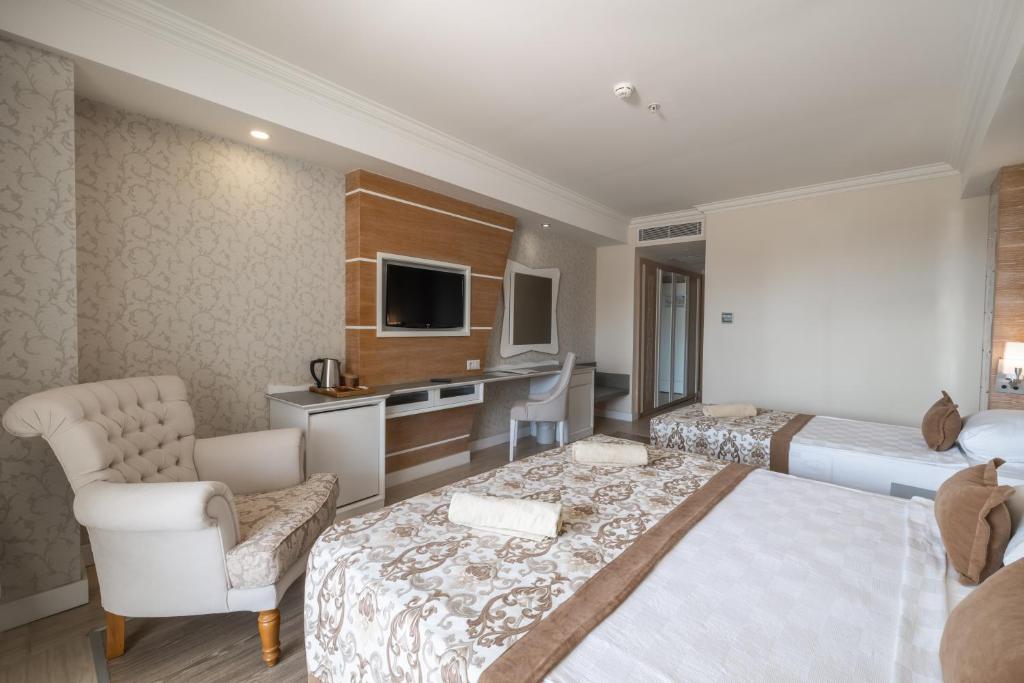 Crystal Sunset Pearl Collection — Ultimate All Inclusive