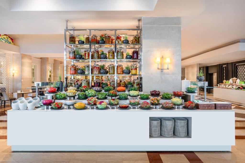 Rixos Premium Tekirova — The Land of Legends Access