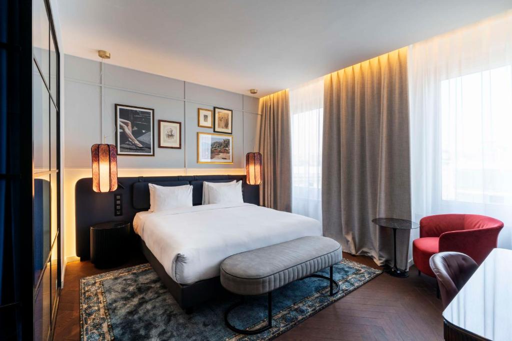 Radisson Collection Hotel, Santa Sofia Milan