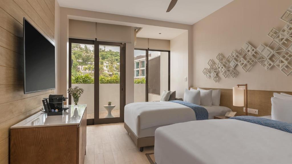 Crimson Resort and Spa Boracay