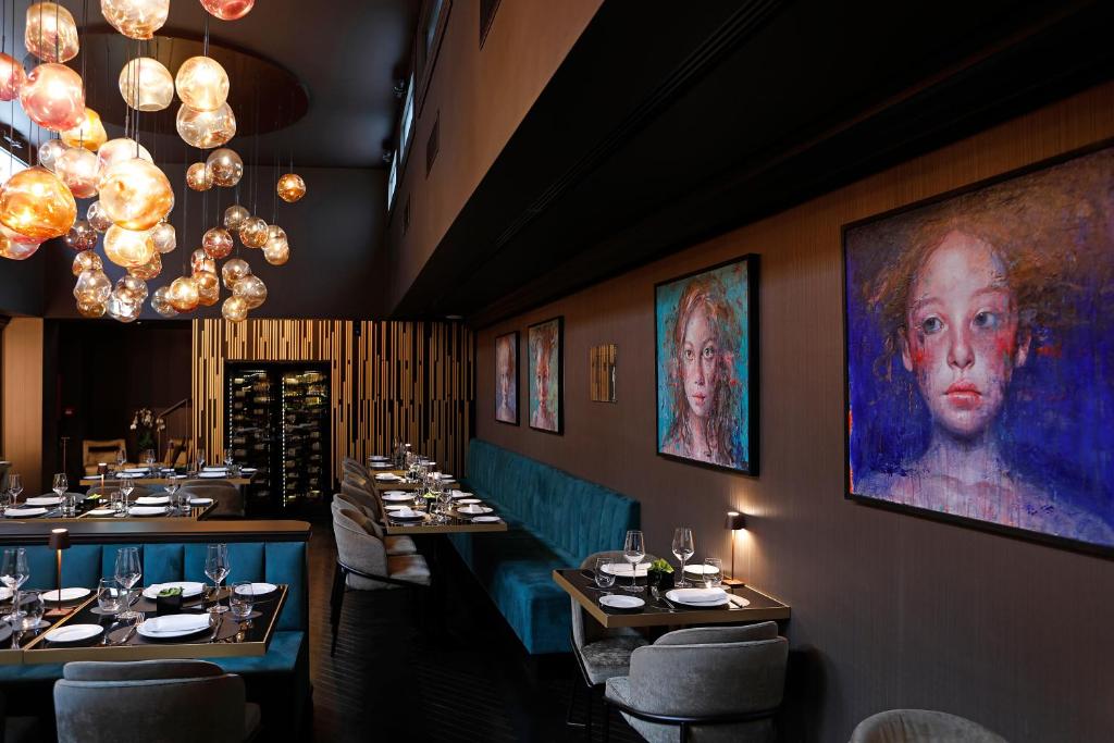 U-Visionary Roma Hotel