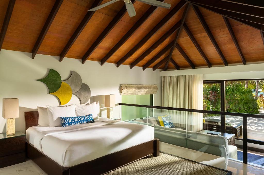 Niva Velassaru Maldives