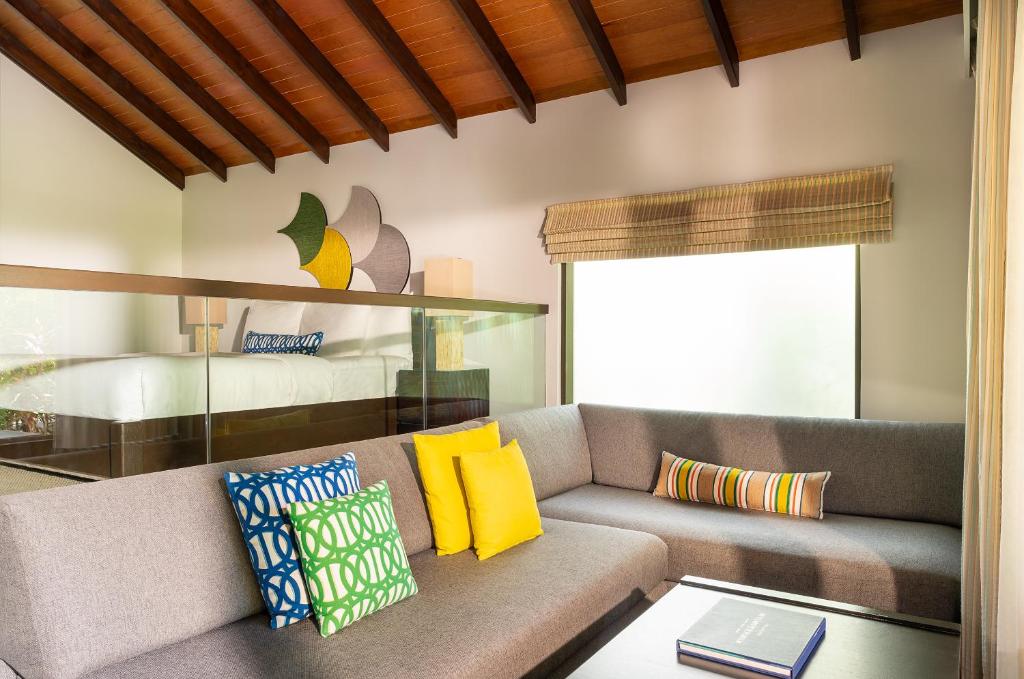 Niva Velassaru Maldives