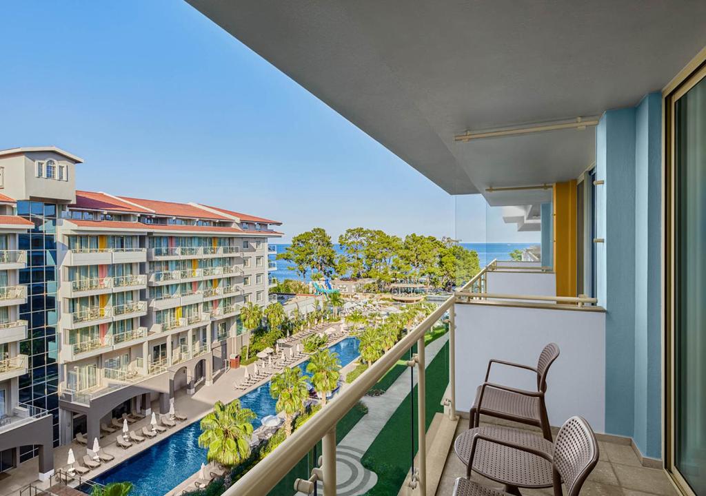 Akra Kemer — Ultra All Inclusive