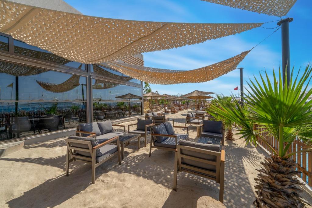 Delphin Imperial Lara