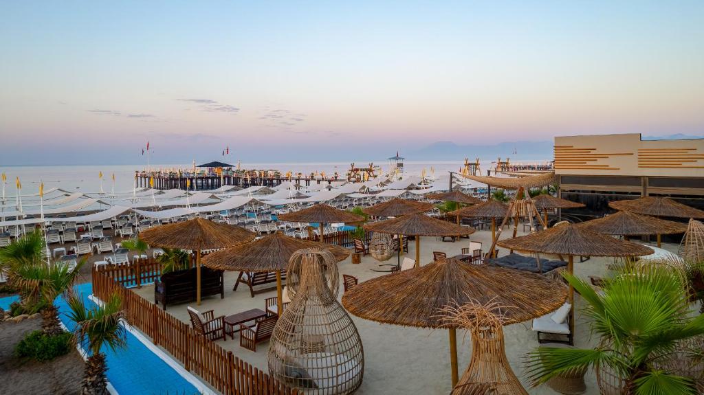 Delphin Imperial Lara