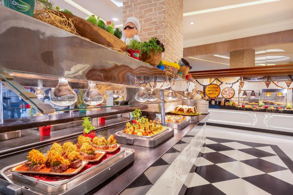 Delphin Imperial Lara