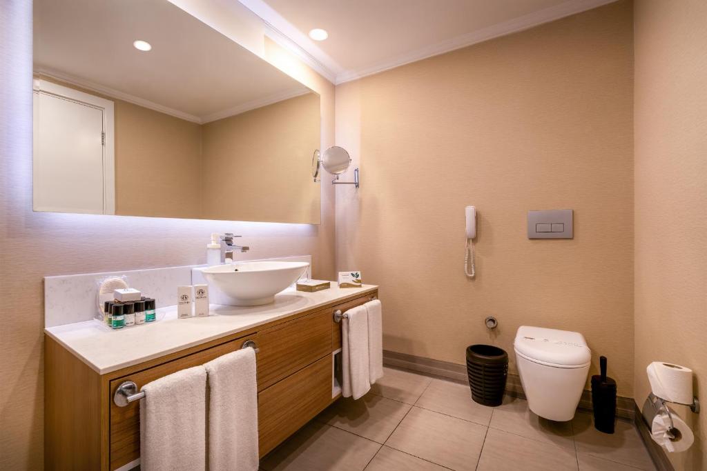 Delphin Imperial Lara