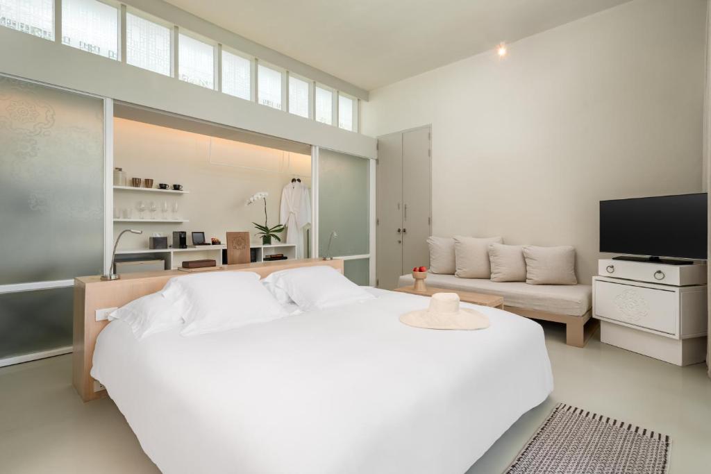 SALA Phuket Mai Khao Beach Resort