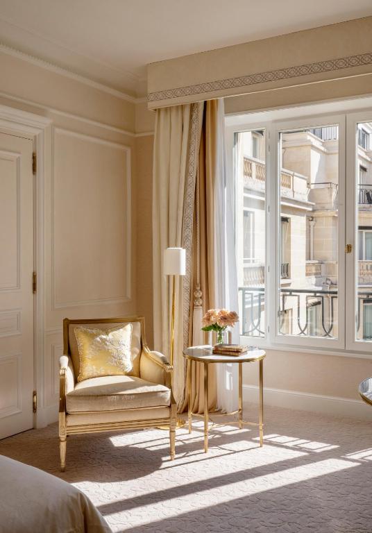 Four Seasons Hotel George V Paris