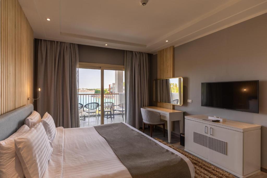 Sunrise Crystal Bay Resort -Grand Select