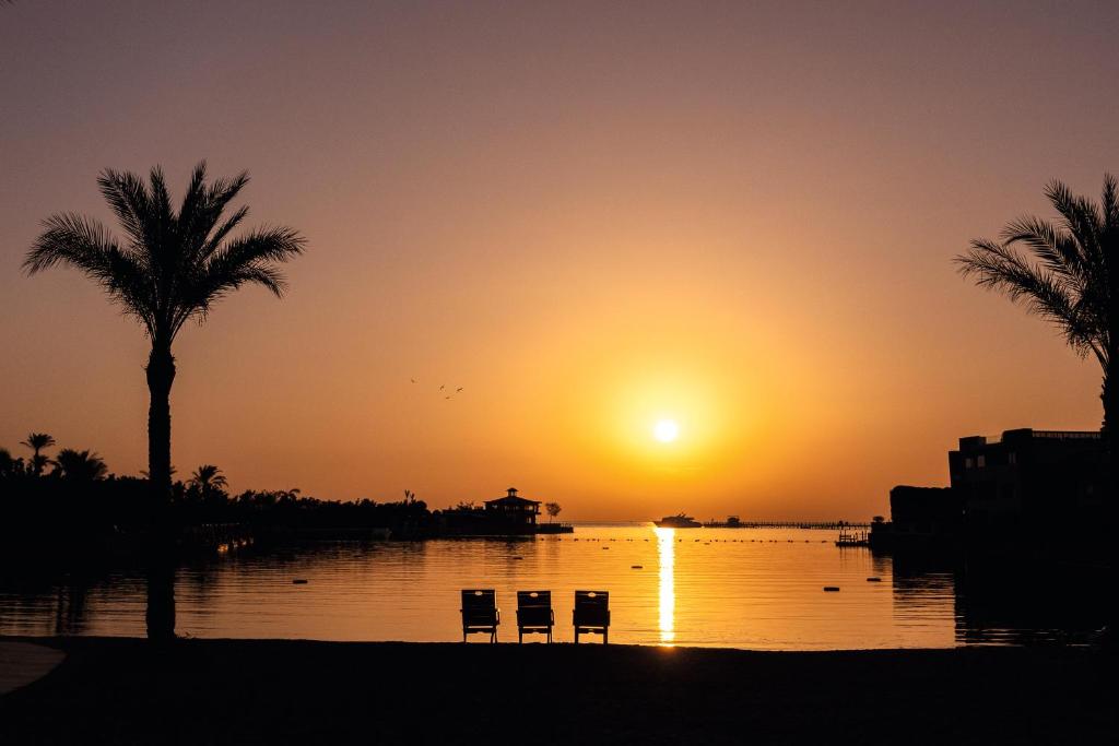 Sunrise Crystal Bay Resort -Grand Select