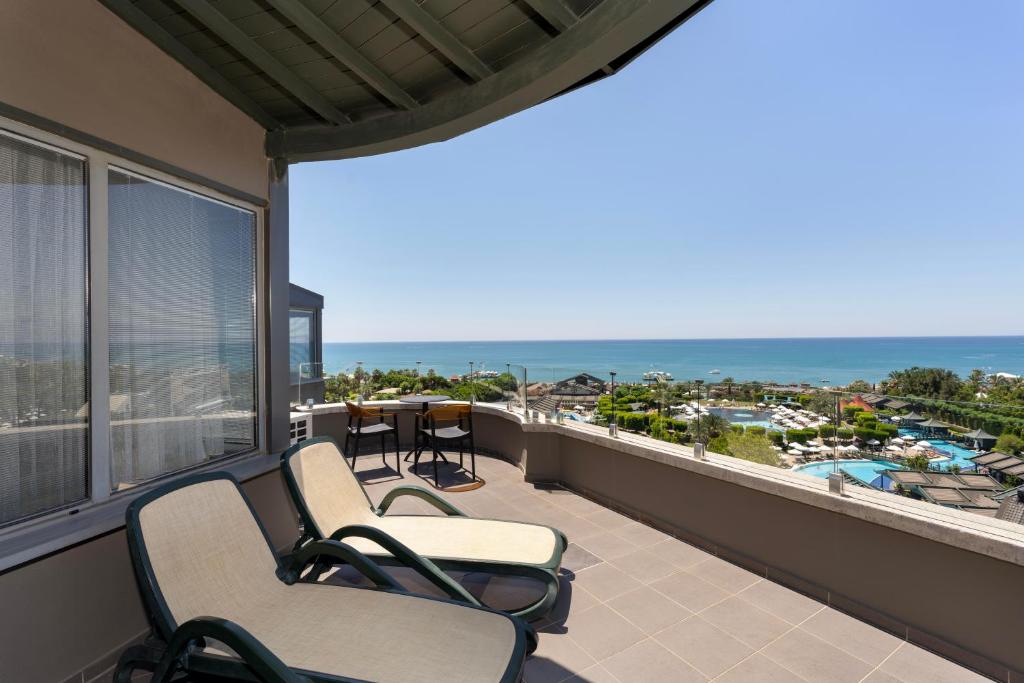 Limak Lara Deluxe Hotel & Resort Antalya