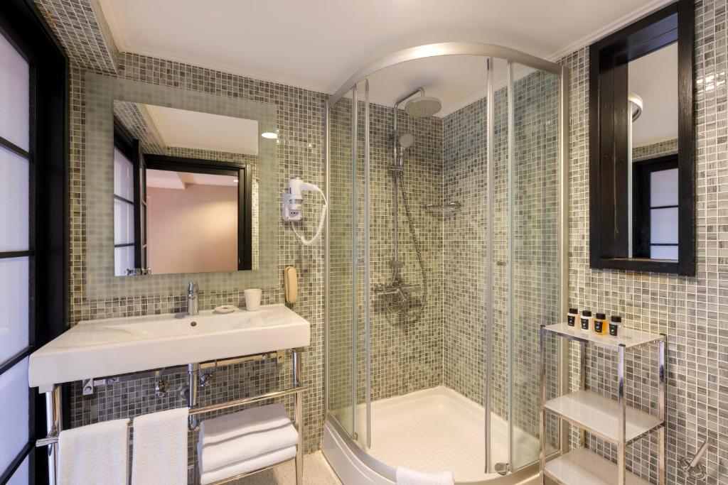 Limak Lara Deluxe Hotel & Resort Antalya