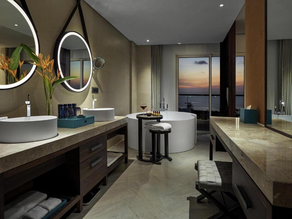 Pullman Phu Quoc Beach Resort