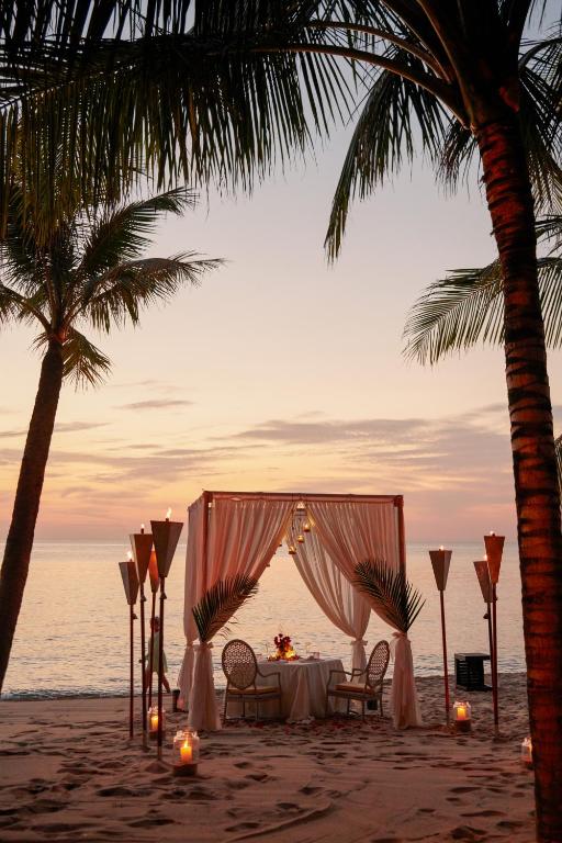 Salinda Resort Phu Quoc — Sparkling Wine Breakfast