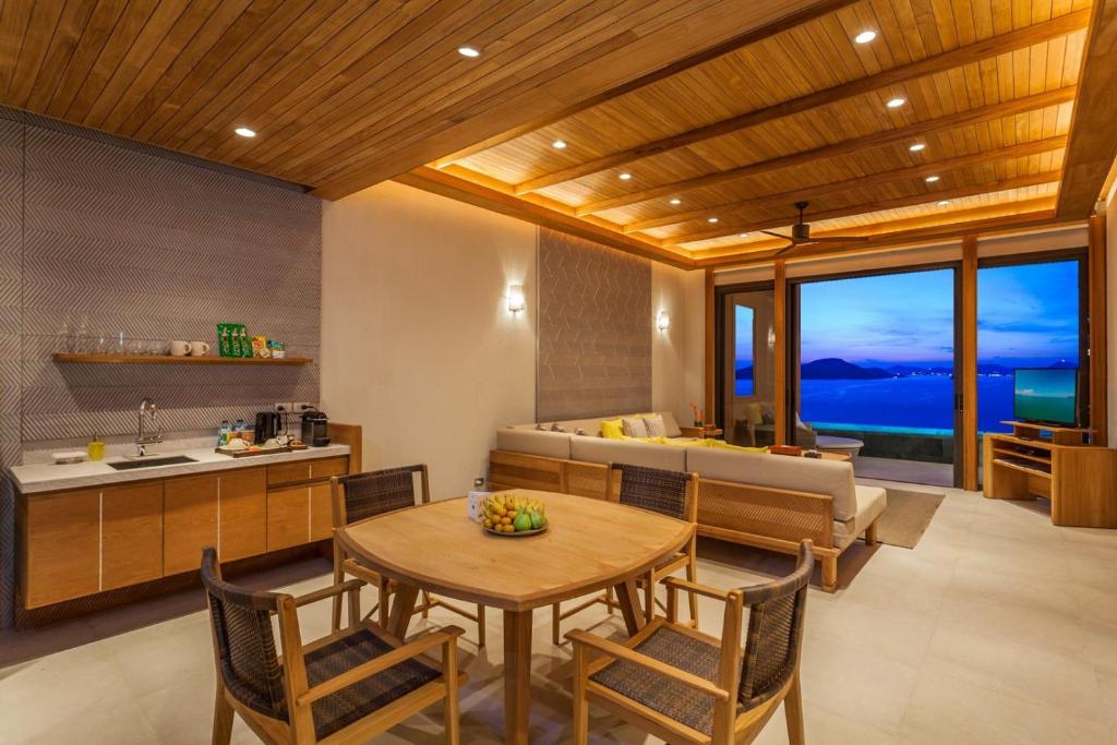 Sri Panwa Phuket Luxury Pool Villa Hotel