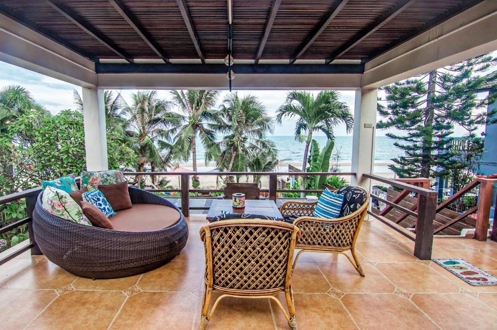 Baan SanSuk Pranburi — Beach Front & Pool Villa
