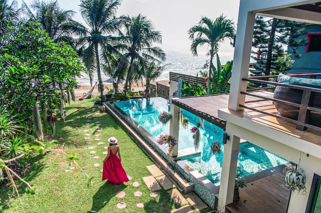 Baan SanSuk Pranburi — Beach Front & Pool Villa