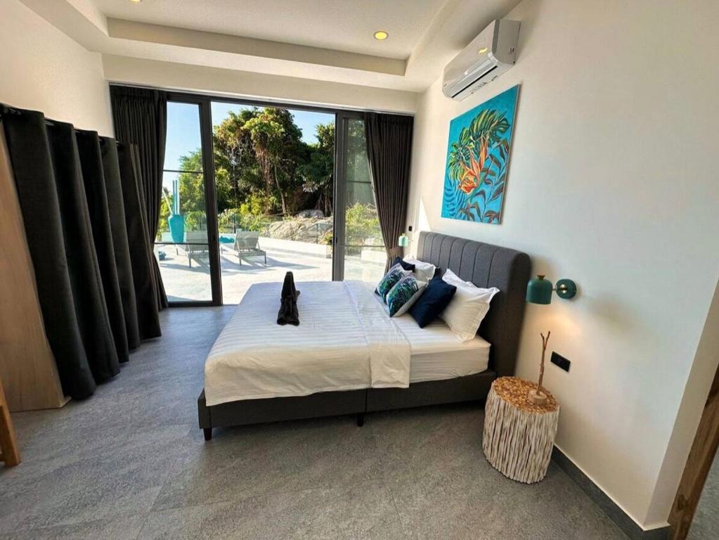 Villa CHARLOTTE — SEAVIEW 4 Bedrooms
