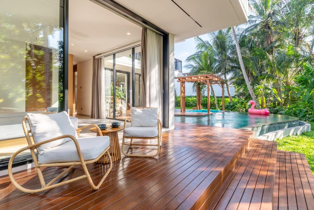 Luxury 3BR Villa With Private Rice Field View — Hubuddha III