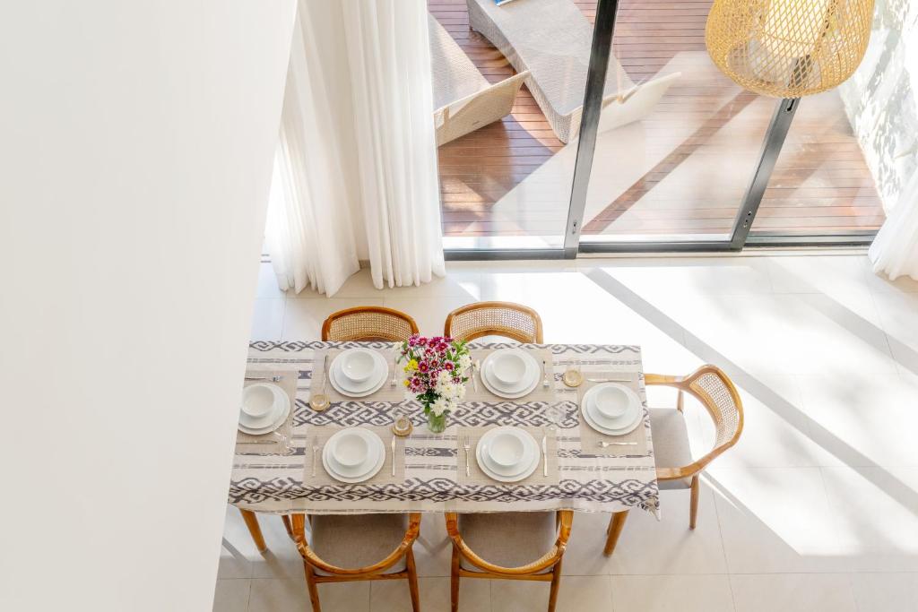 Luxury 3BR Villa With Private Rice Field View — Hubuddha III