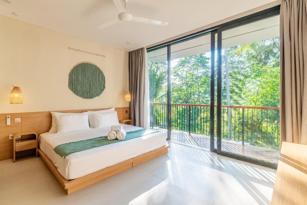 Luxury 3BR Villa With Private Rice Field View — Hubuddha III