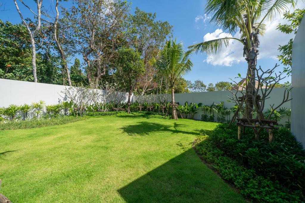 Grand garden villa Free Airport Pickup from 7 days