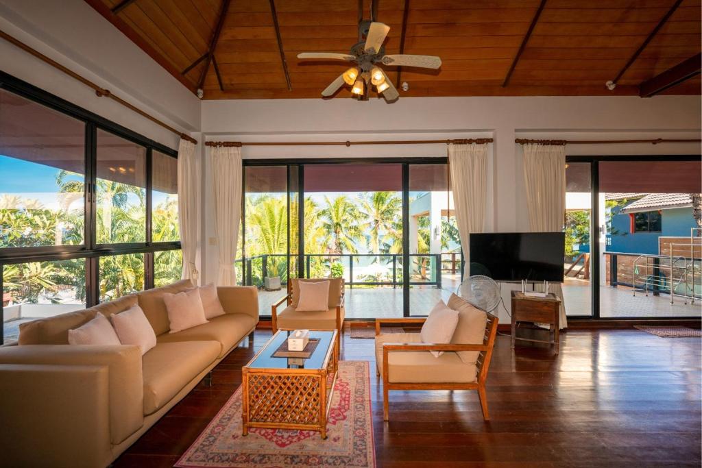 Baan SanSuk Pranburi — Beach Front & Pool Villa