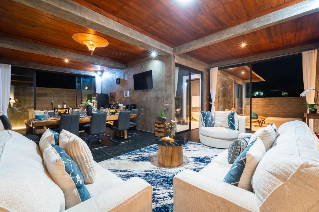 Melasti Beach Villa