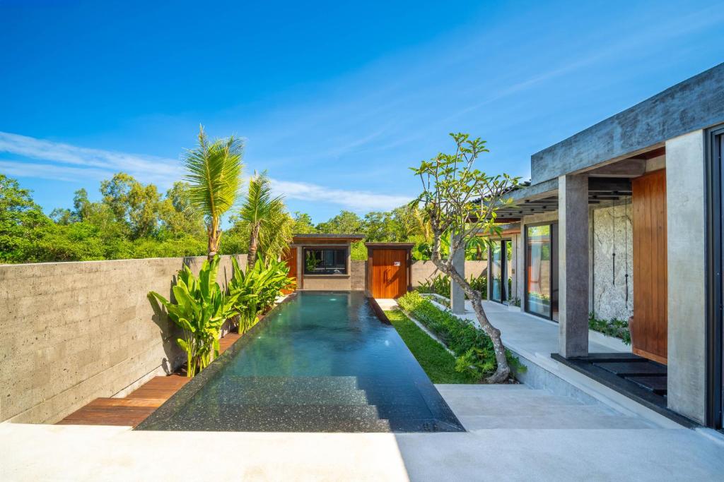 Melasti Beach Villa